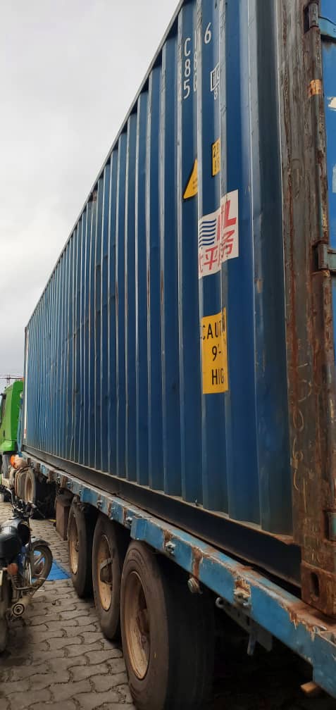 Importation de container 1