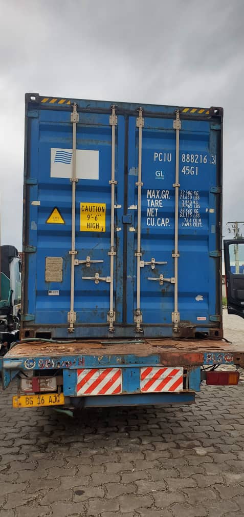 Importation de container 2